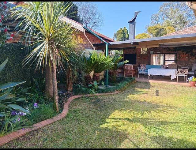 4 BEDROOM HOUSE FOR SALE IN HENNOPSPARK